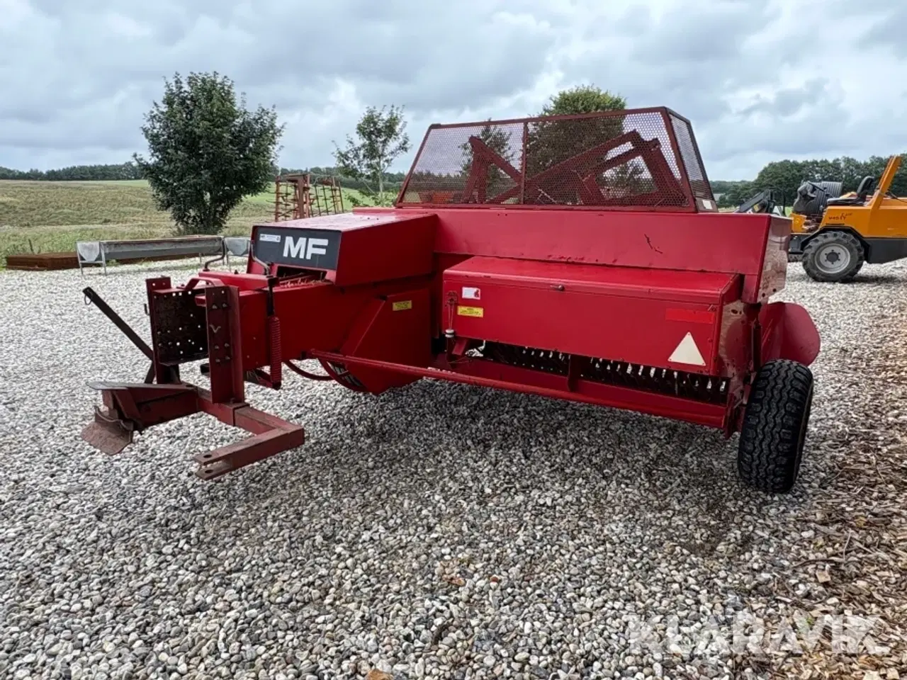Billede 3 - Ballepresser Massey Ferguson 128