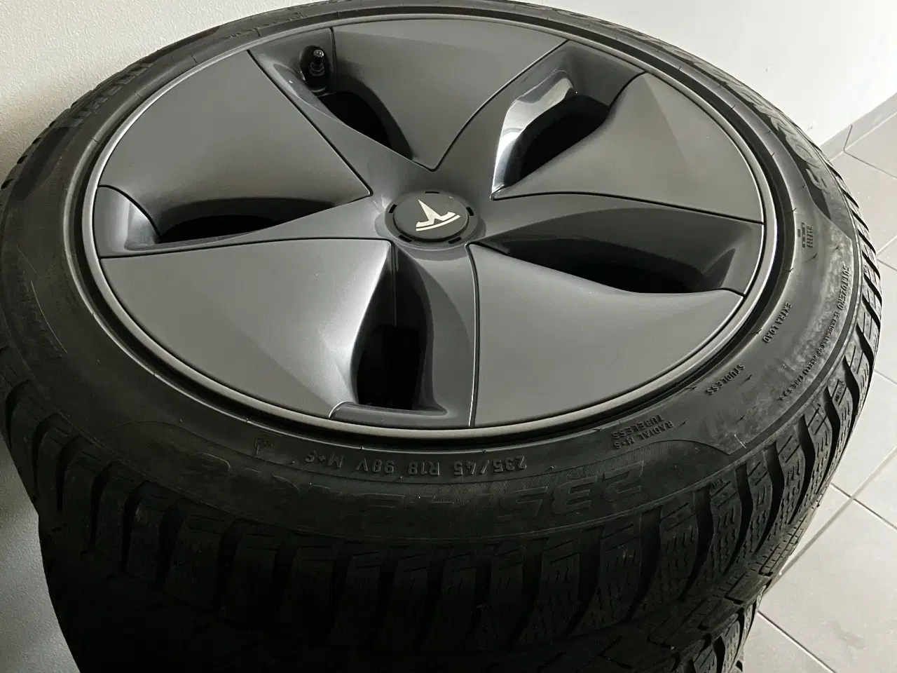 Billede 7 - Tesla 3 Alufælge