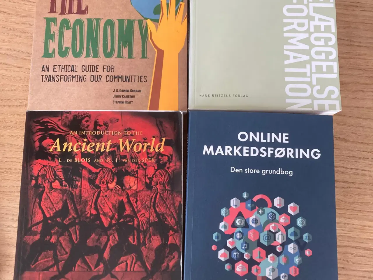 Billede 2 - Forskellige bøger