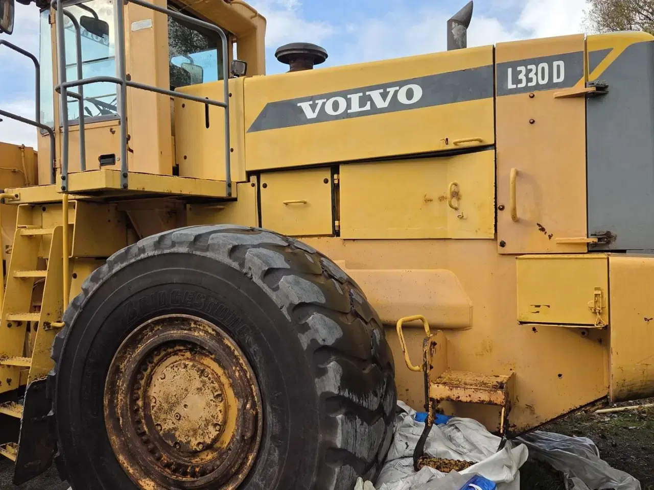 Billede 2 - Volvo 330D med skovl