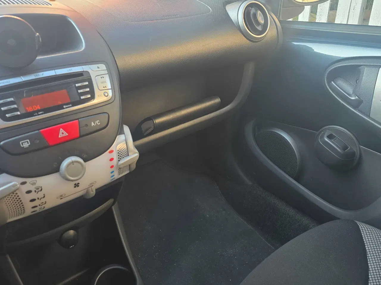 Billede 8 - Toyota Aygo med utrolig lav km stand