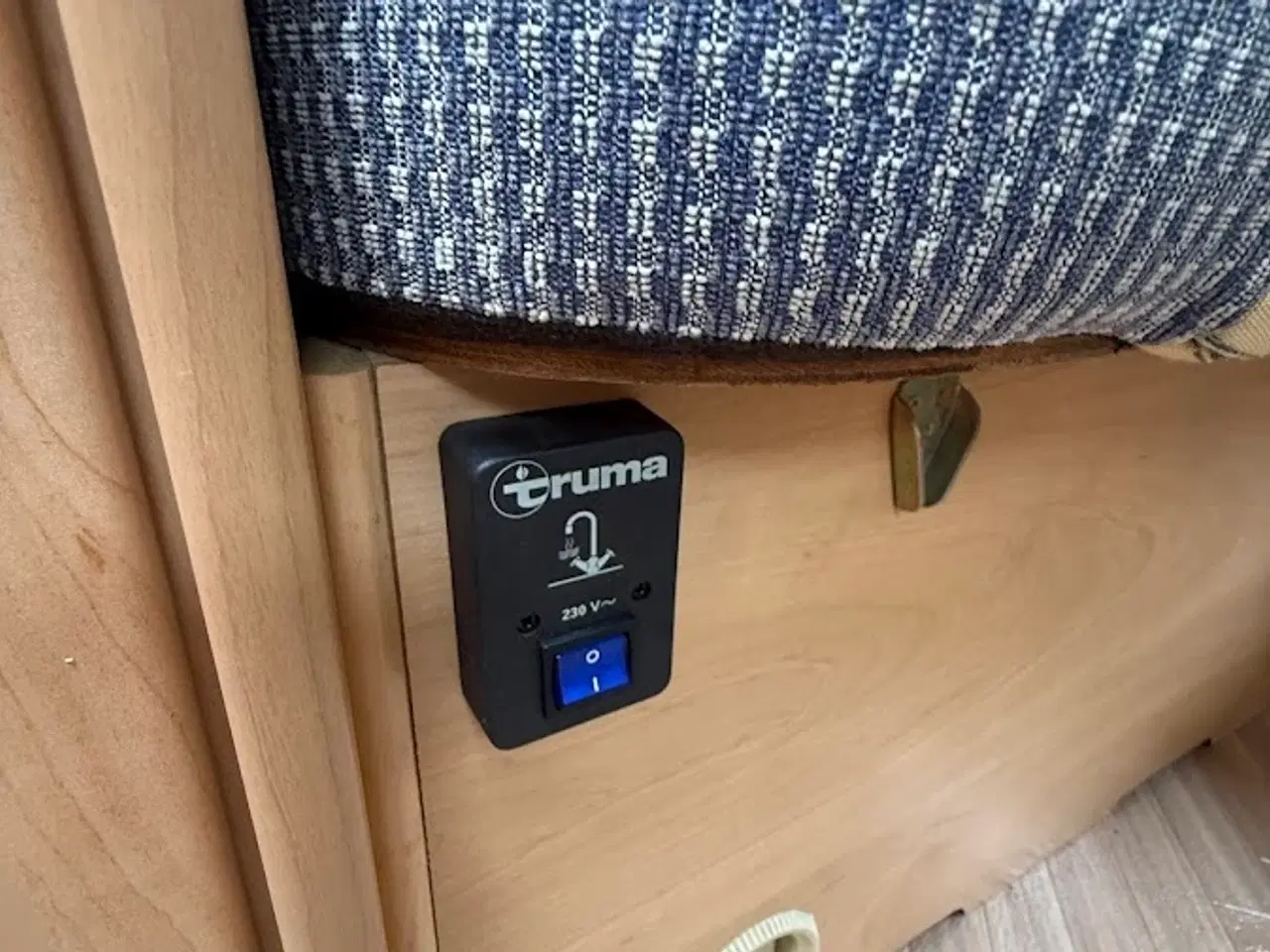 Billede 18 - Familievogn med køjer, fortelt og cykelholdere