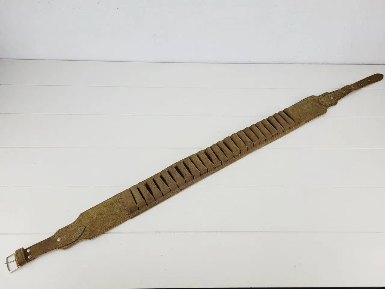 Billede 5 - Patronbælte i ruskind til 25 patroner, 120 cm.