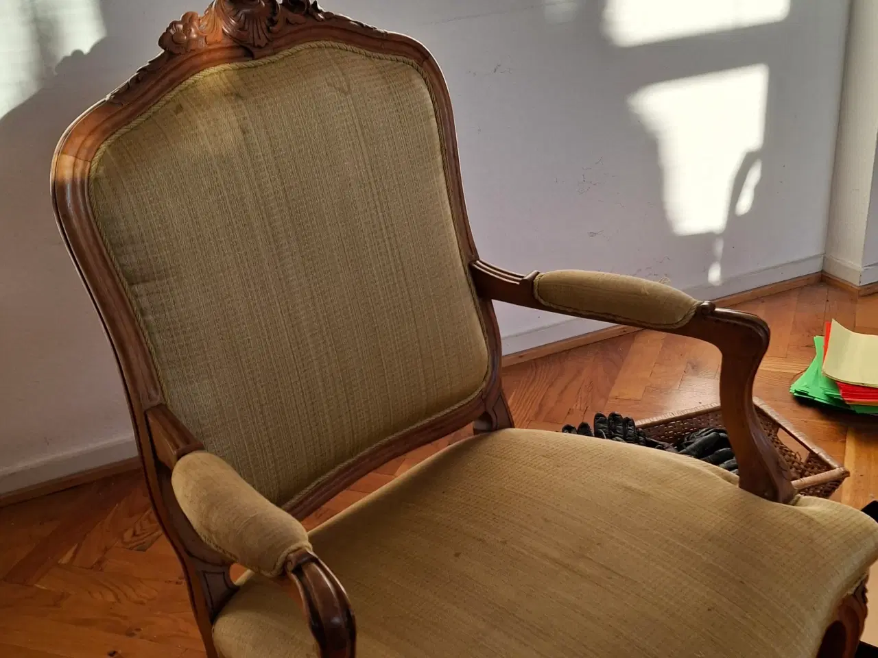 Billede 1 - 2 rokokostole til ombetrækning