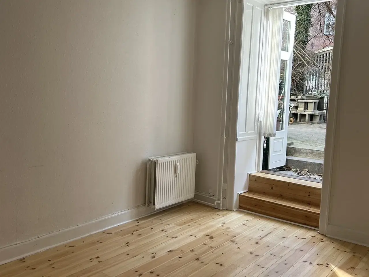 Billede 2 - Lyst og rummeligt erhvervslejemål – 57 m² – Indre Nørrebro