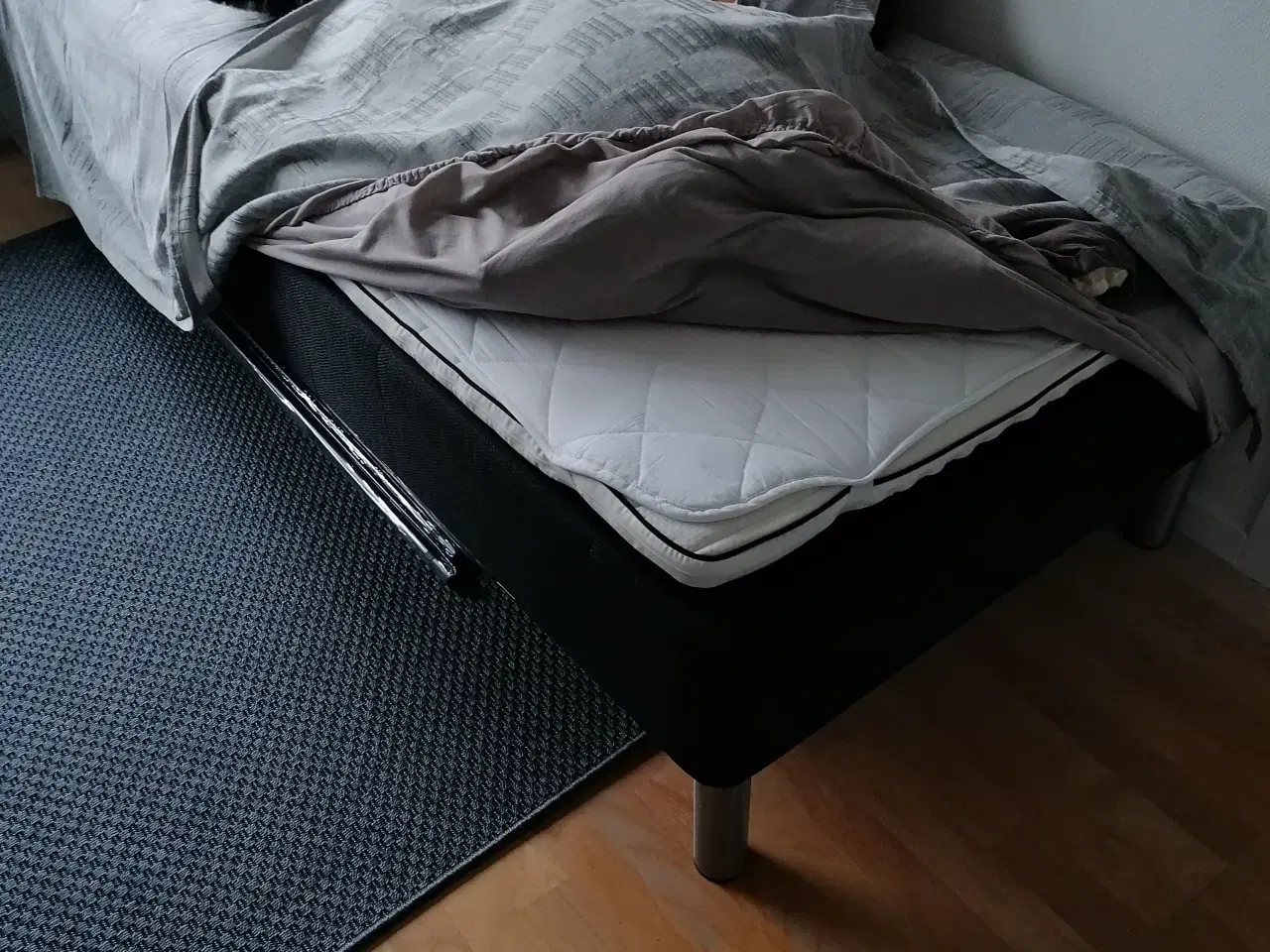 Billede 2 - Box seng fra Jysk