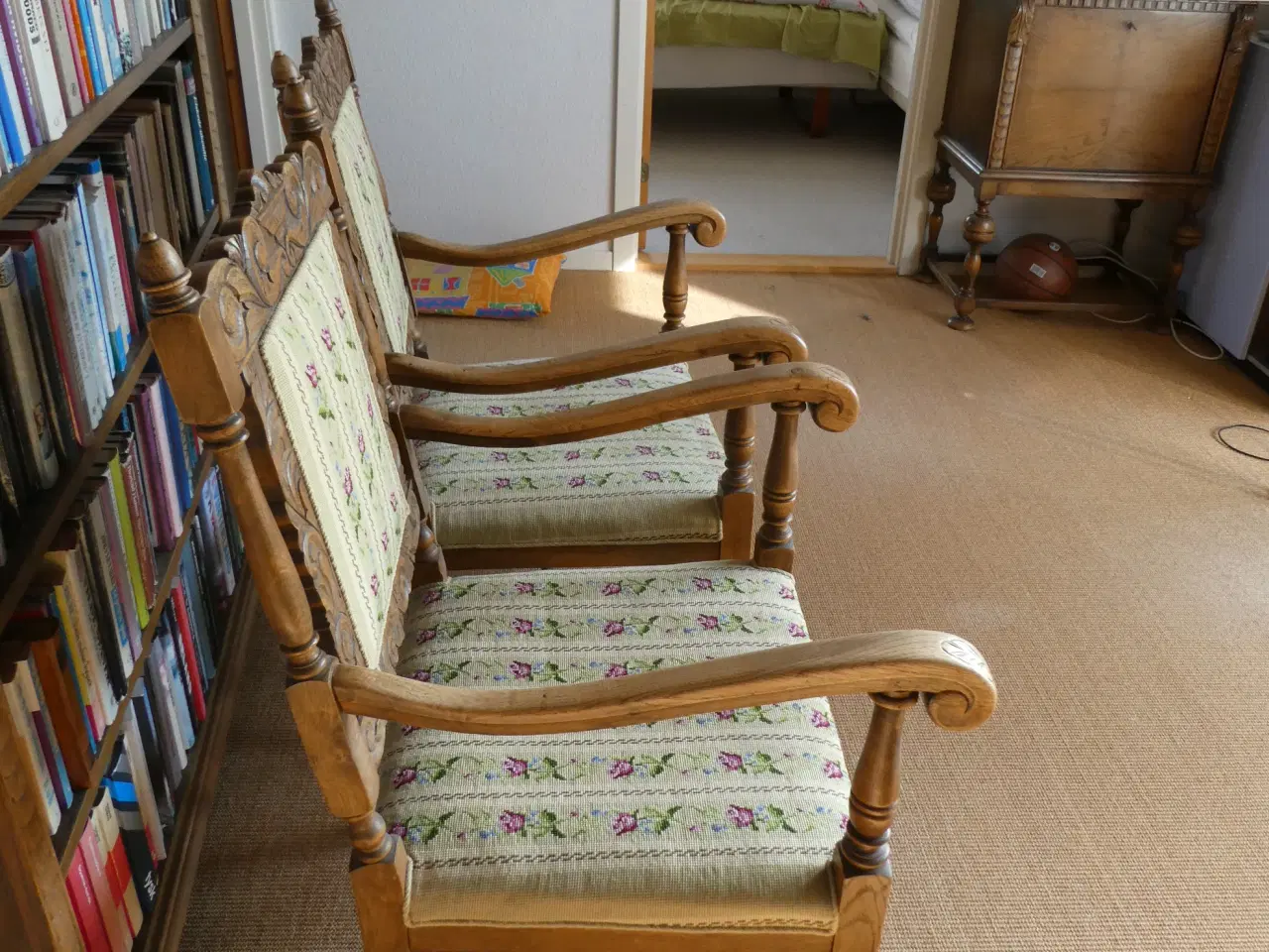 Billede 2 - Antikke polstrede stole