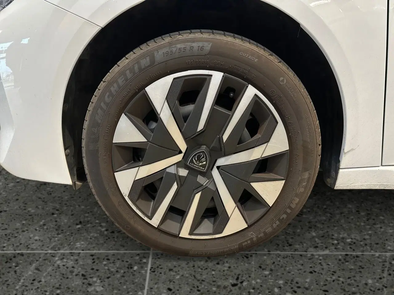 Billede 3 - Peugeot e-208 50 Style