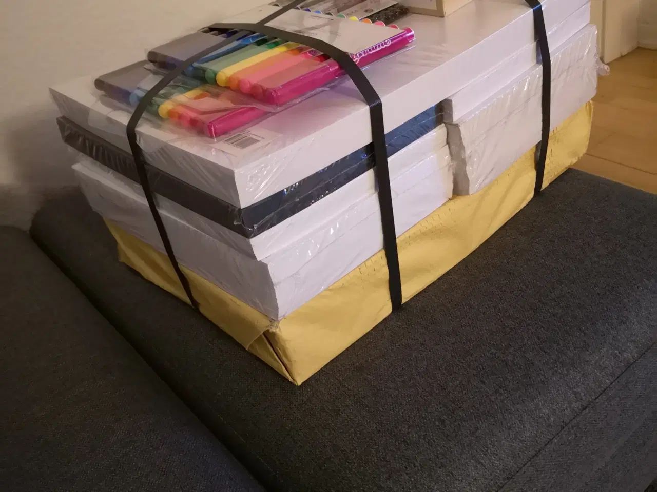 Billede 4 - Parti papir & tegnesager Sælger til 500 kr  butik 