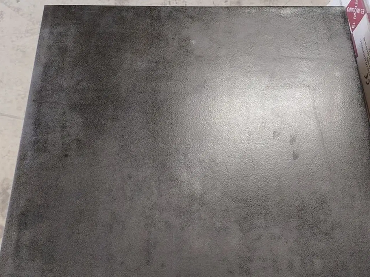 Billede 1 - Fliser mørk med sølv glans 50x50cm