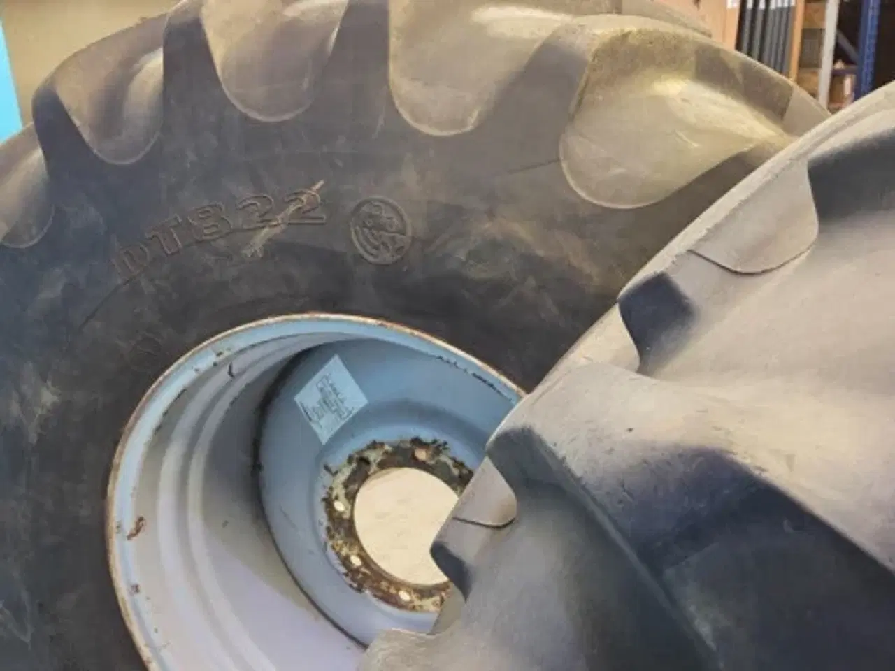 Billede 5 - 32"   650/70R32  SÆT