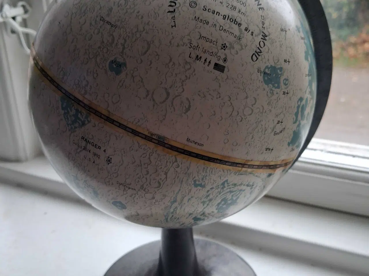 Billede 1 - SCAN GLOBE, MÅNEGLOBUS