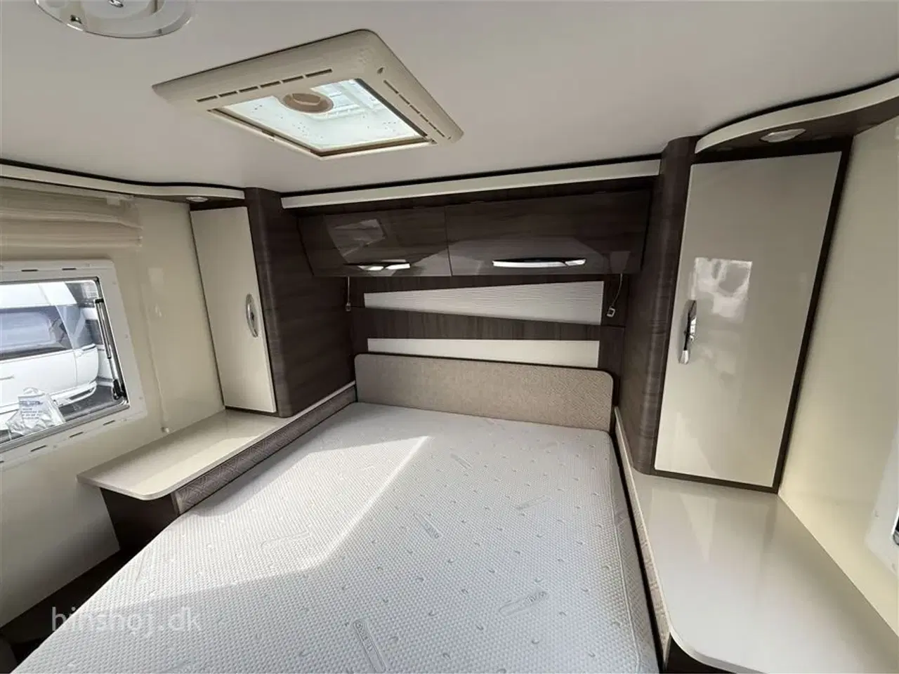 Billede 10 - 2017 - McLouis Nevis 80 G Karat   Lækker autocamper med Queens Bed fra Hinshøj Caravan