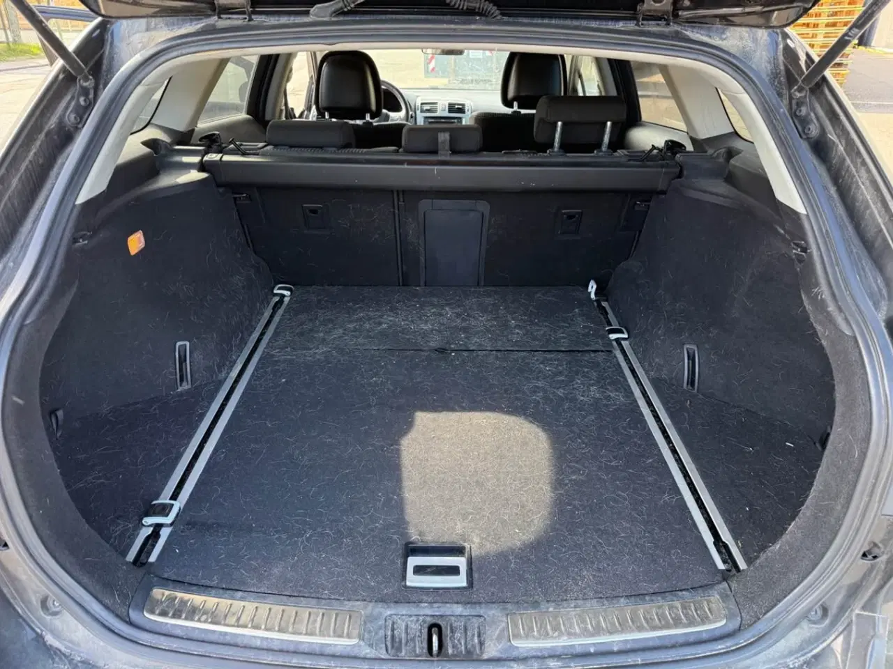 Billede 5 - Toyota Avensis 2.0 Diesel KUN 167.000km!!!
