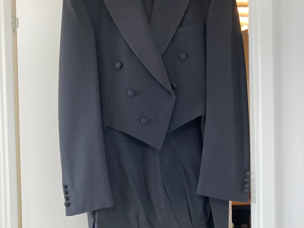 Billede 1 - Kjolesæt Schildt