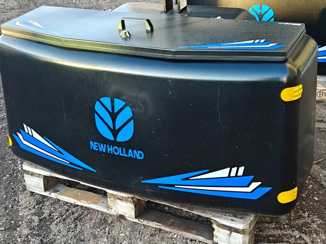 Billede 1 - New Holland Frontvægt 1750 kg