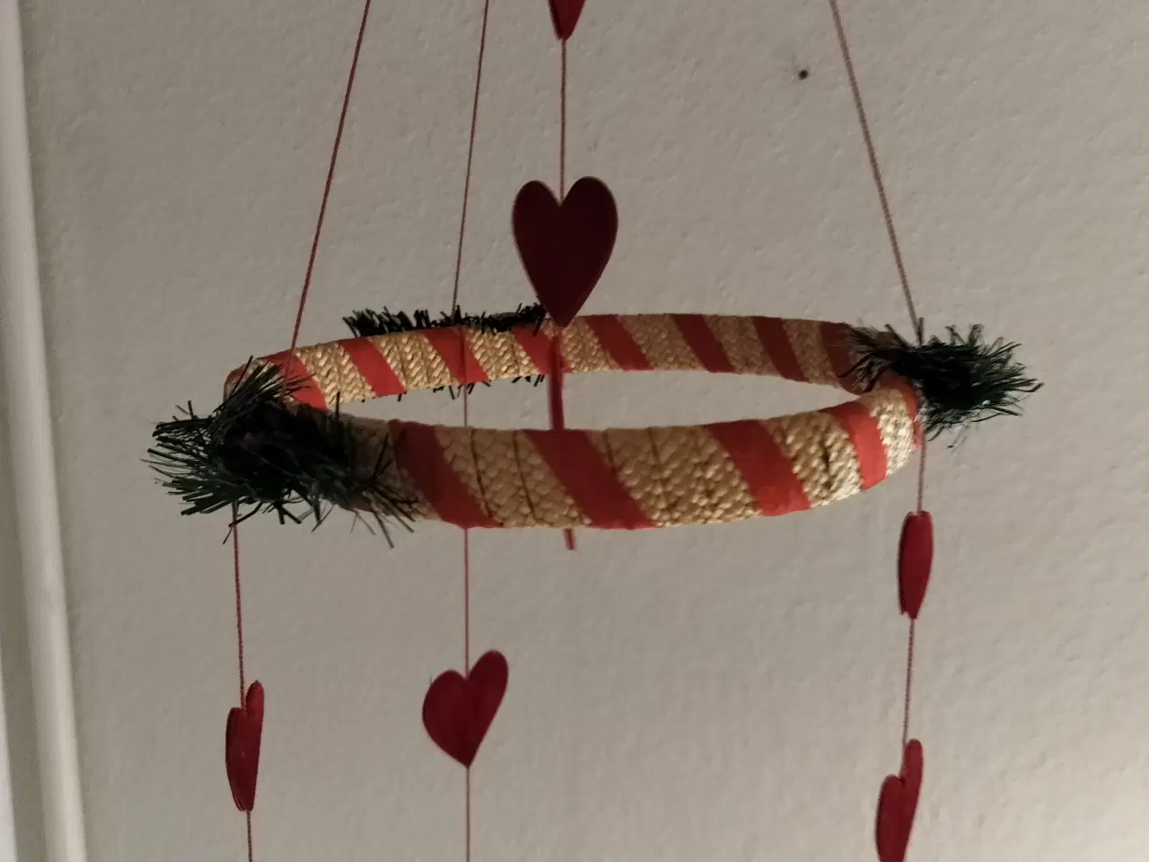 Billede 3 - julepynt gammelt Gammel juleuro med hjerter