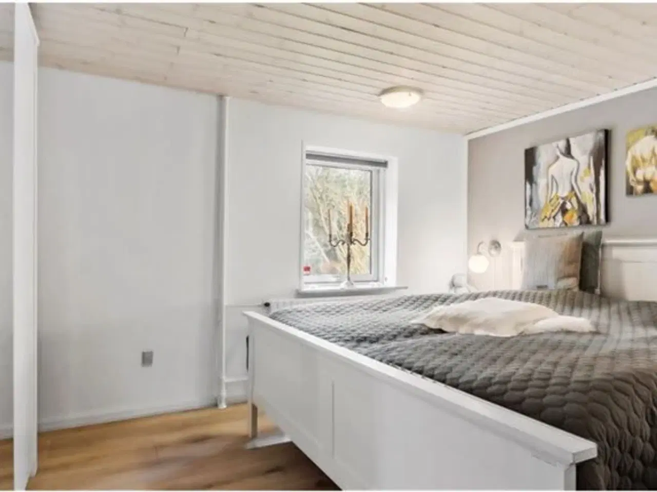 Billede 15 - Fin villa lidt ude på landet.