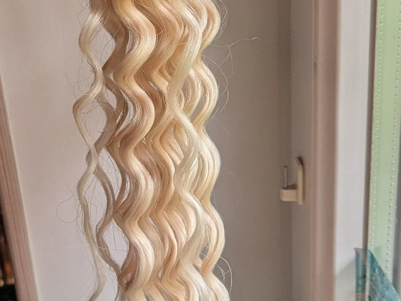 Billede 5 - 3 bundter blonde human hair deep wave 76 cm
