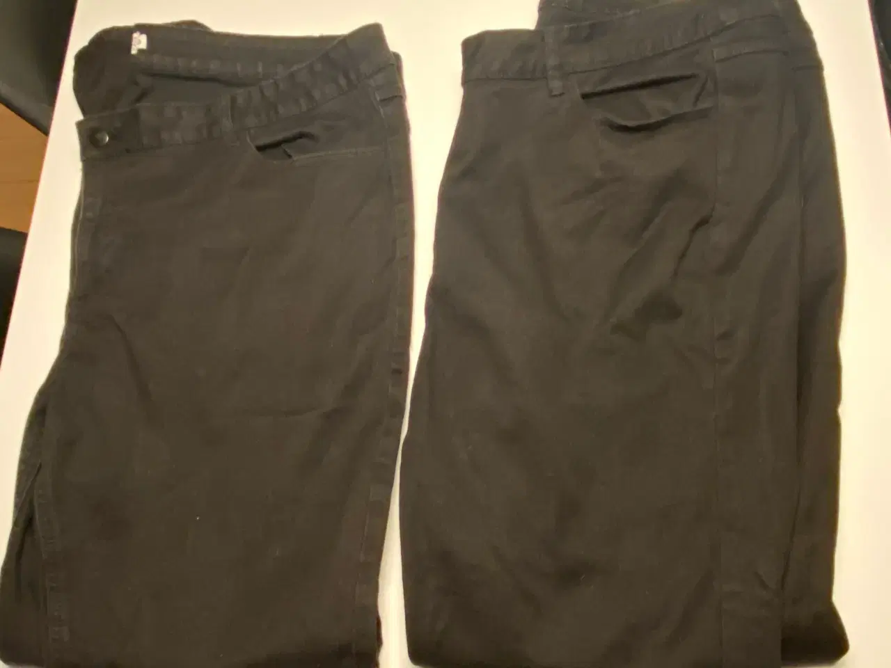 Billede 2 - 2 par jeans i sort fra VRS 