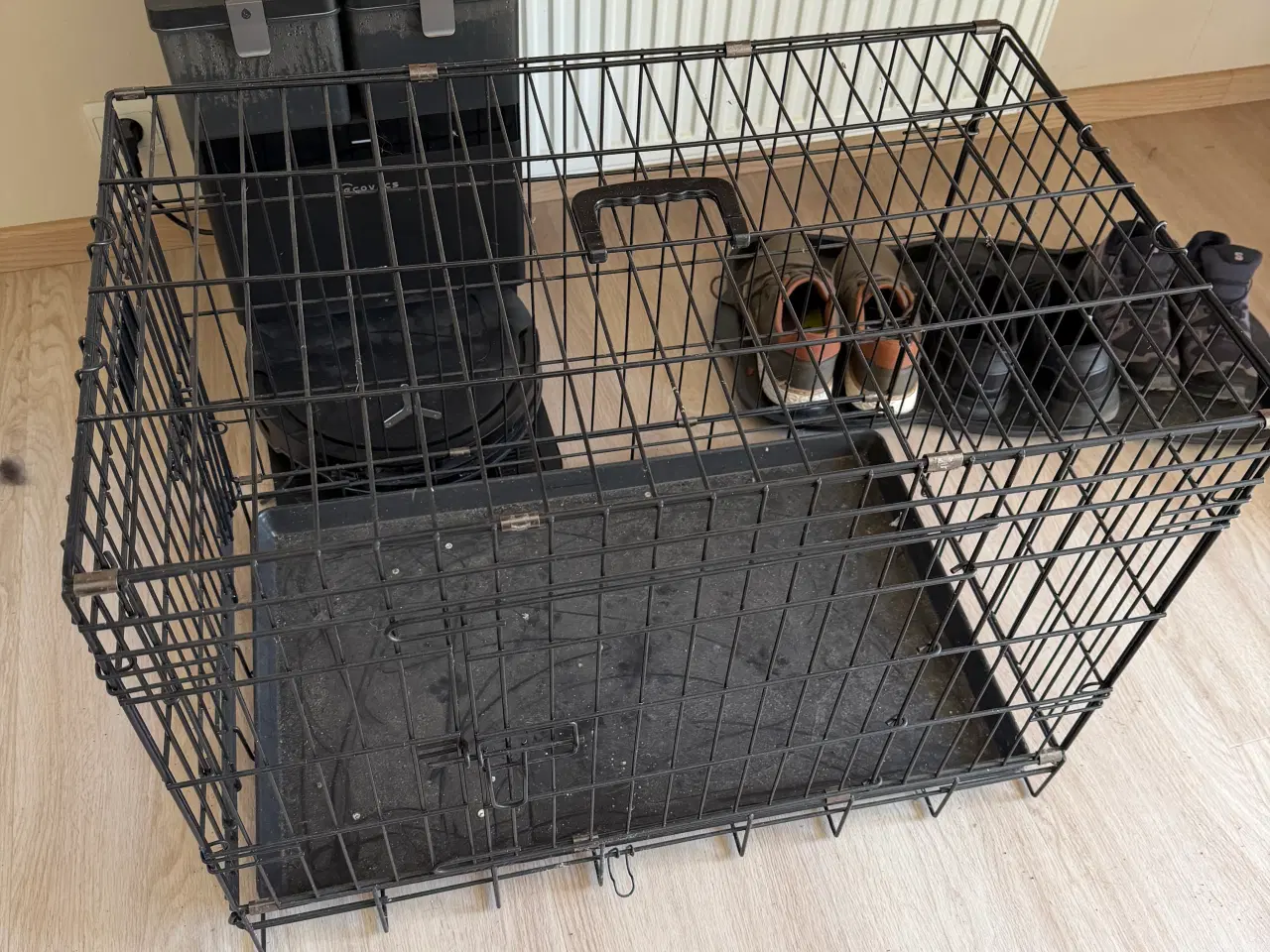 Billede 1 - Hundeburmed plasticbund sælges