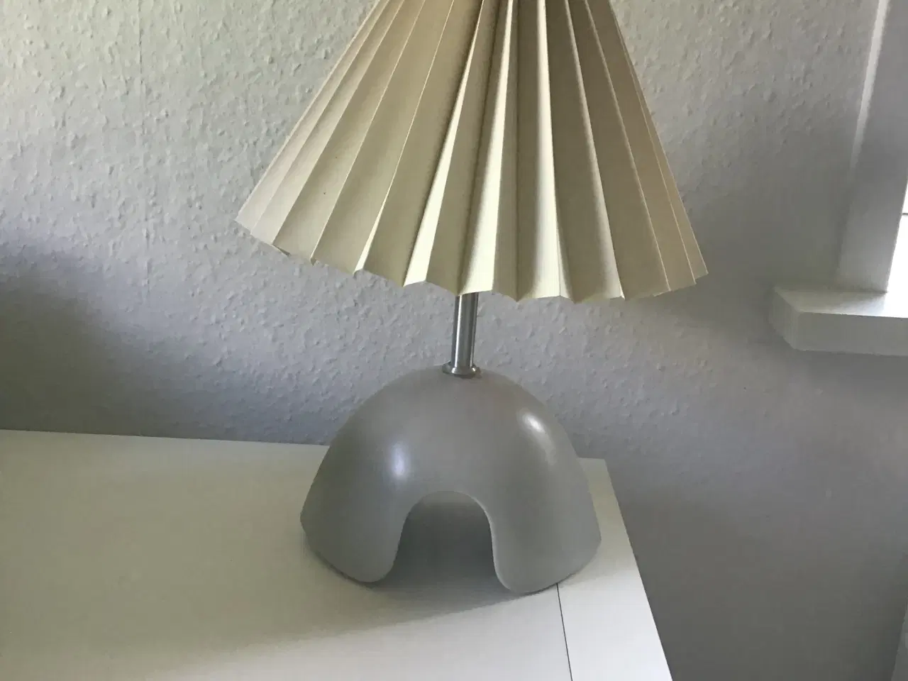 Billede 1 - Lille bordlampe