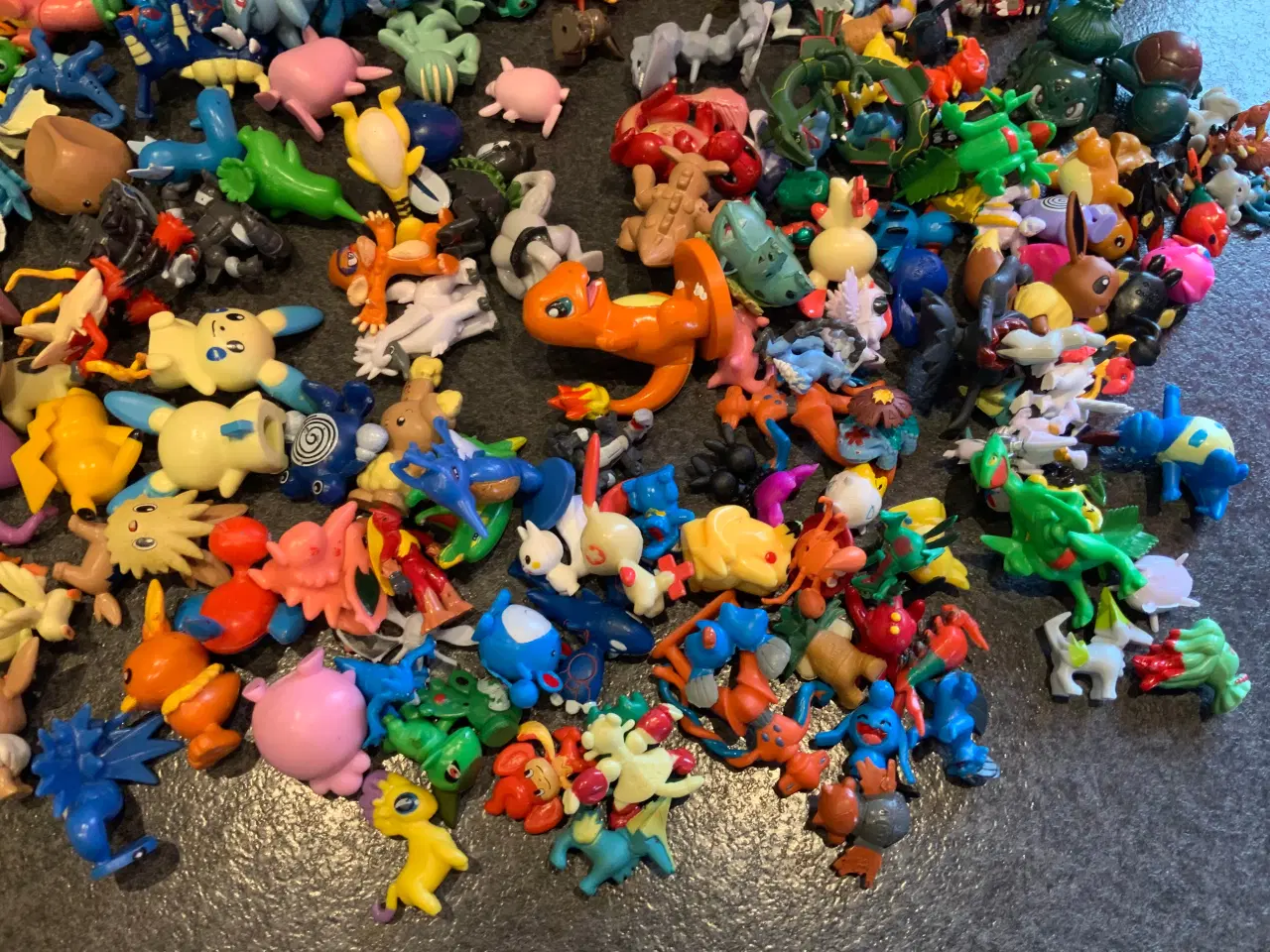 Billede 1 - Pokemon figurer