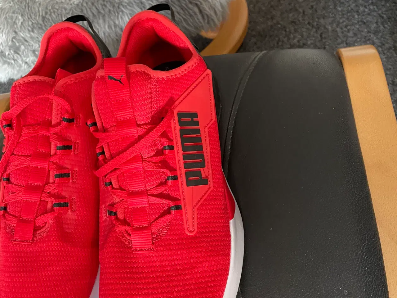 Billede 2 - Røde puma løbesko