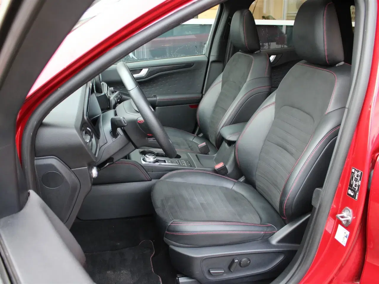 Billede 2 - Ford Kuga 2,5 Plugin-hybrid ST-Line X CVT 225HK 5d Trinl. Gear