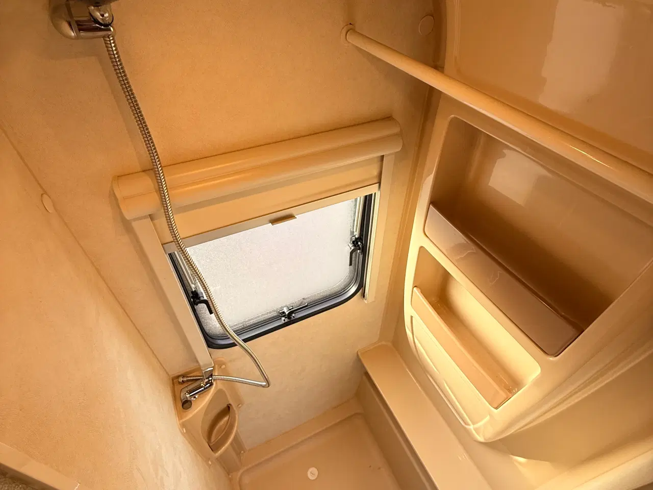 Billede 16 - 2008 Adria Adora 542 / Med Mover/ Solceller/ Telt