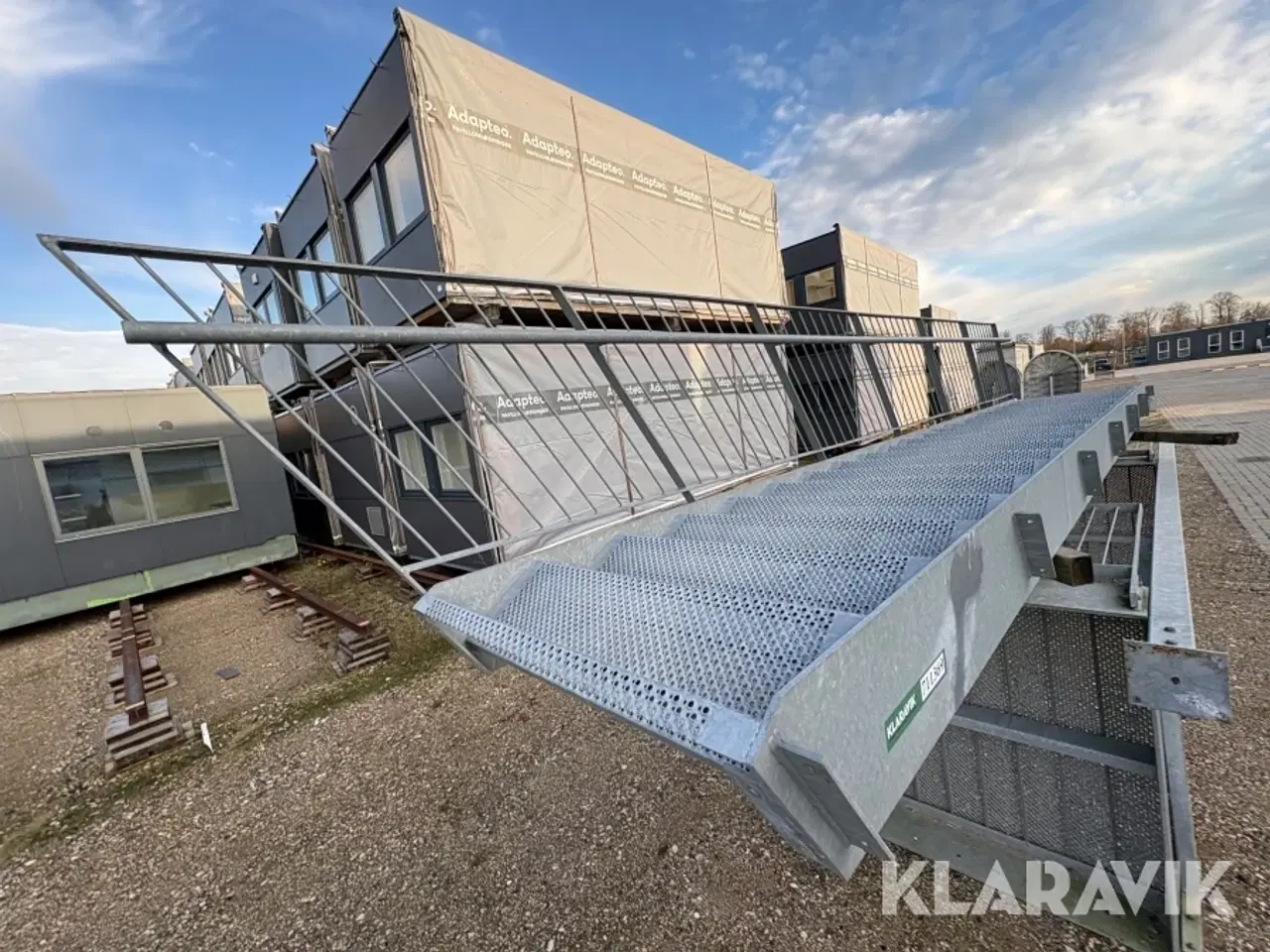 Billede 10 - Trappe med 2 repos’er og gelænder