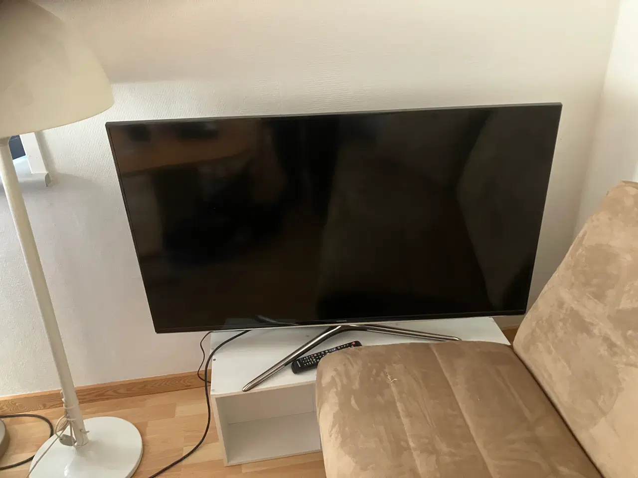 Billede 3 - TV til salg størrelse 110 bred 72,5 høj