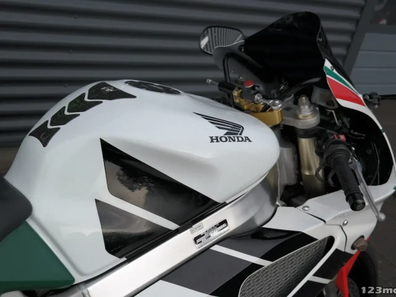 Billede 10 - Honda VTR 1000 SP-1 MC-SYD       BYTTER GERNE