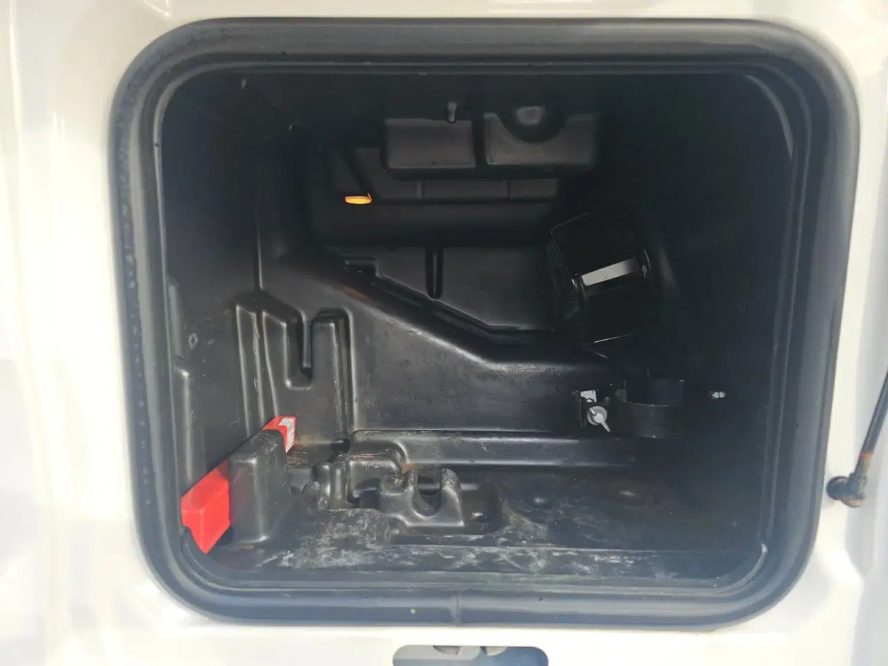 Billede 34 - MAN TGM 15.290, Lukket kasse