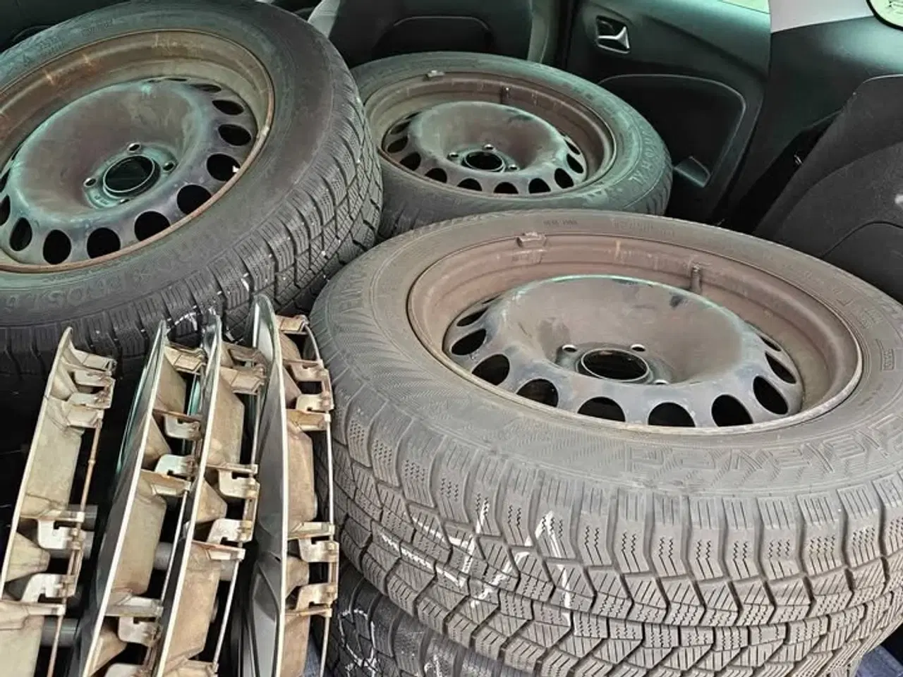 Billede 1 - VINTERBÆK PÅ STÅLFÆLGE siddet på Obel crossland x 