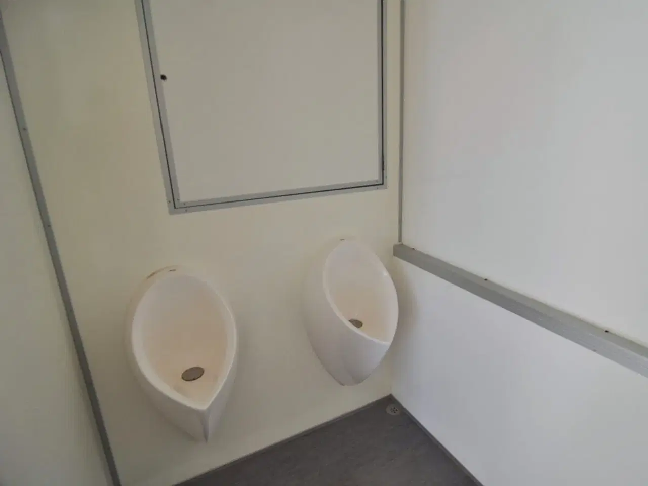 Billede 12 - Toiletvogn 730: Herre-dame