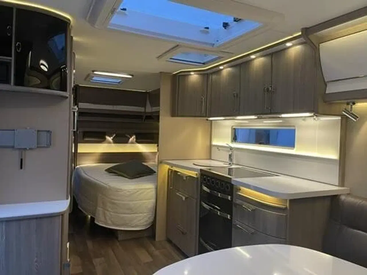 Billede 5 - Kabe Royal 740 TDL