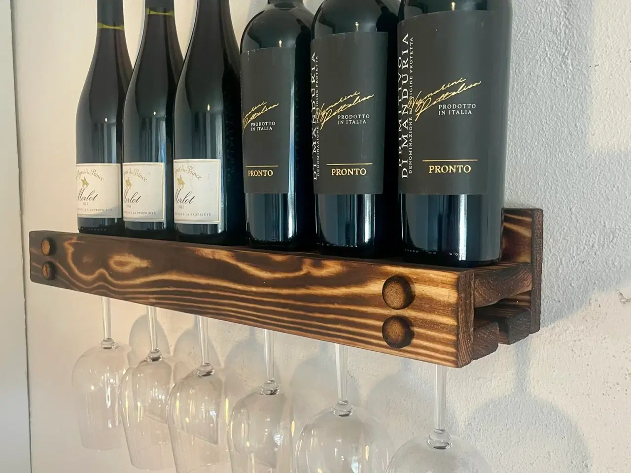 Billede 2 - Vinhylde af træ