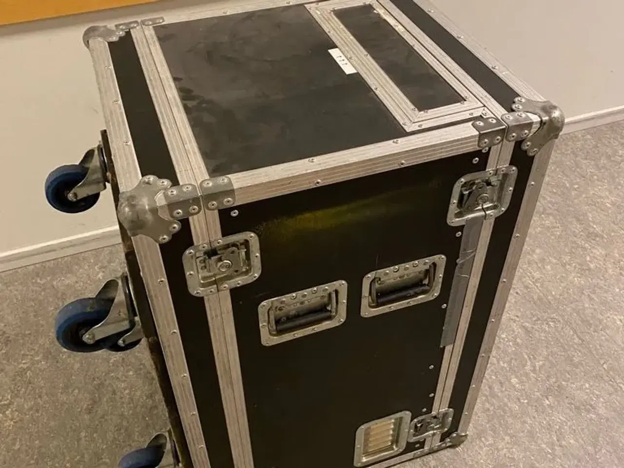 Billede 14 - Mixer, forstærker, effekt og flightcase