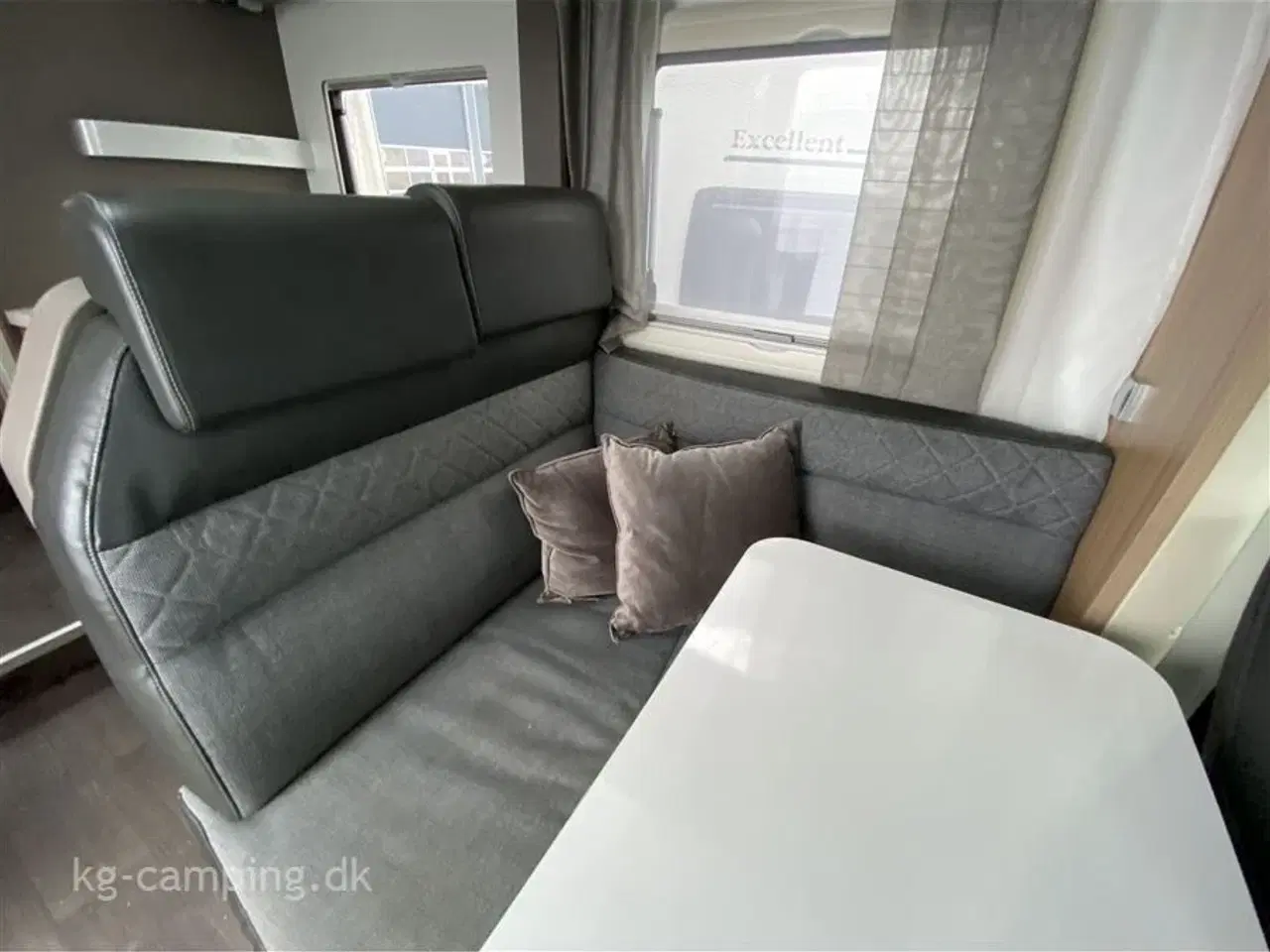 Billede 10 - 2022 - Adria Coral XL Plus A670 SL   Adria Coral PLUS 670 SL XL med Alkove - automatgear.