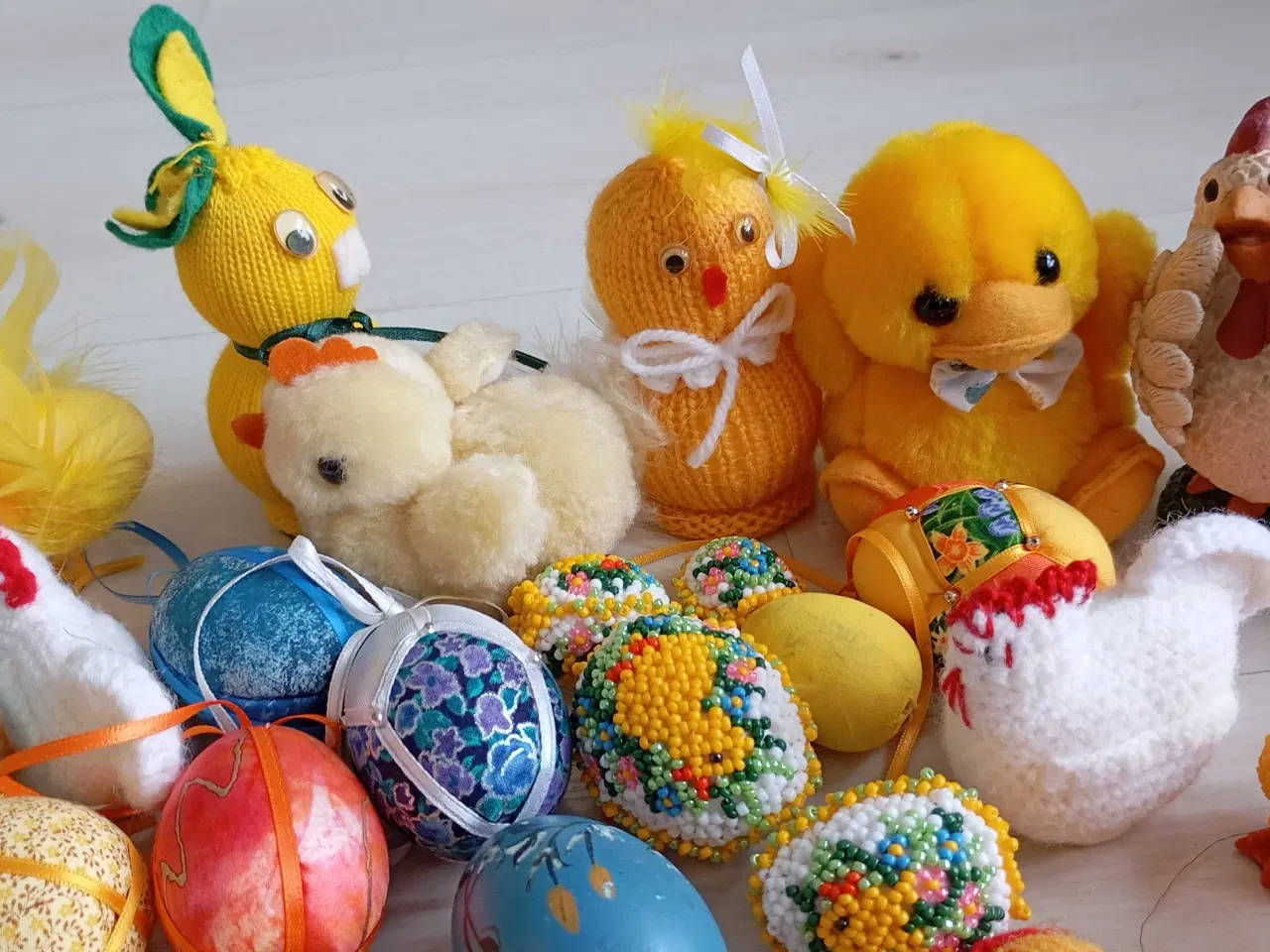 Billede 8 - Kasse med påskepynt