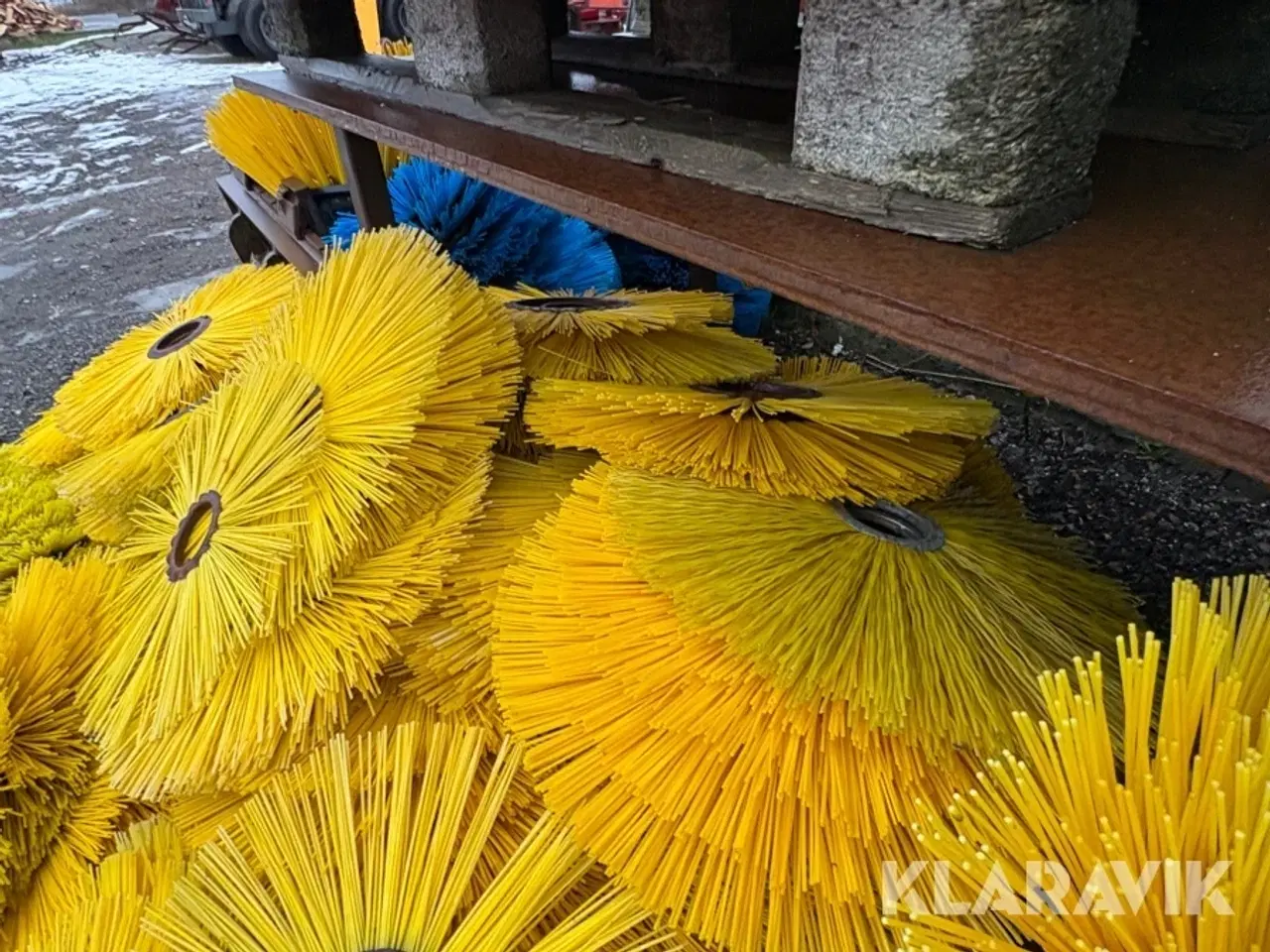 Billede 8 - Blandet lot af børster til koste