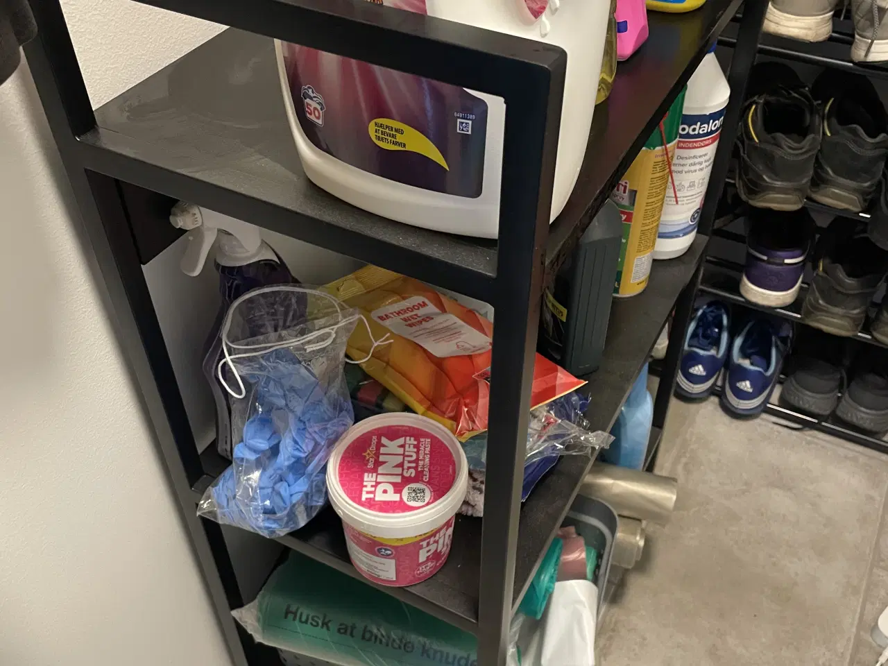 Billede 3 - Reol med 3 hylder