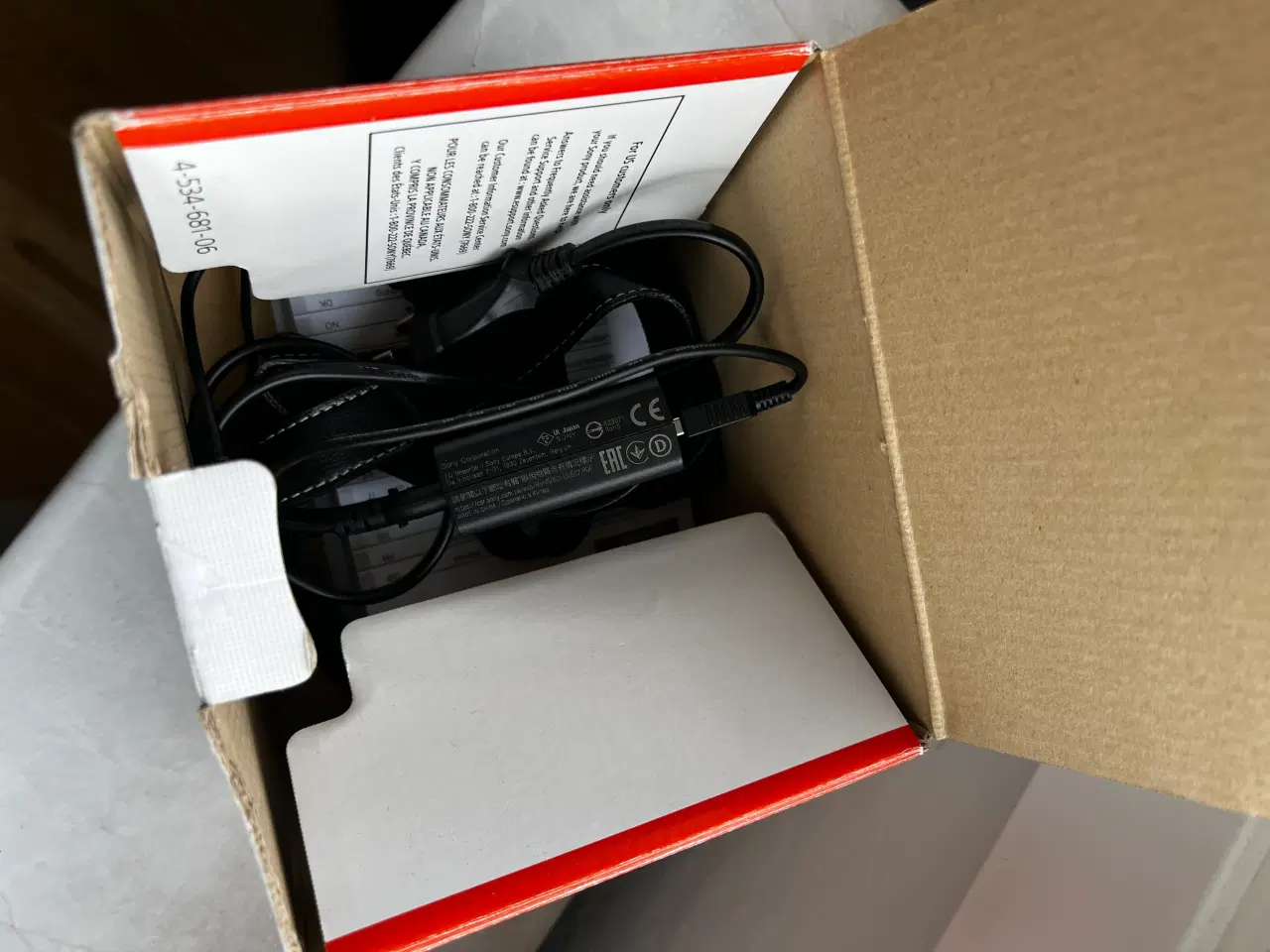 Billede 7 - Sony A6000 kamera - Som ny (inkl. cover)