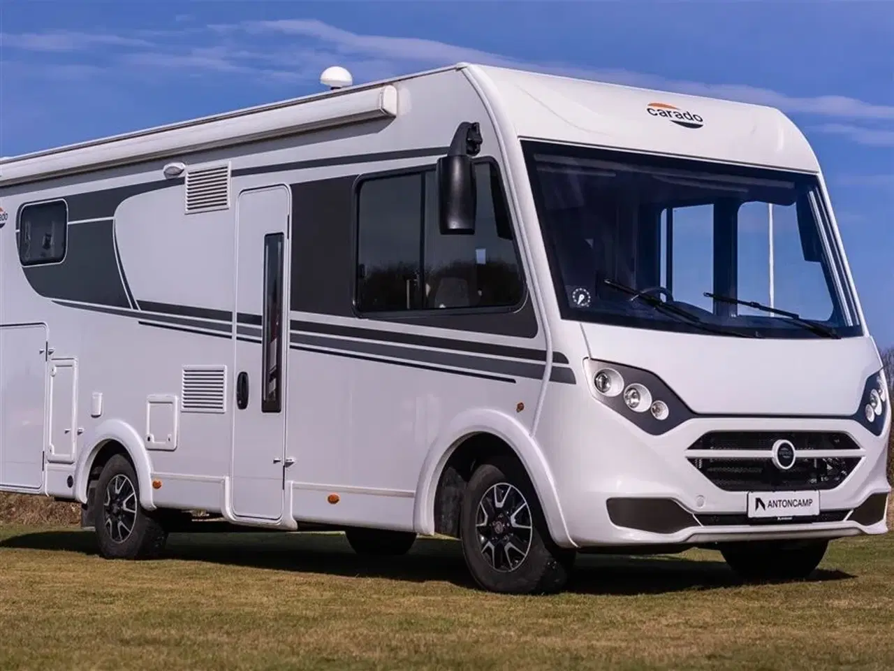 Billede 44 - 2021 - Carado I 338 Aut.   Topudstyret Helintegreret Carado med automatgear