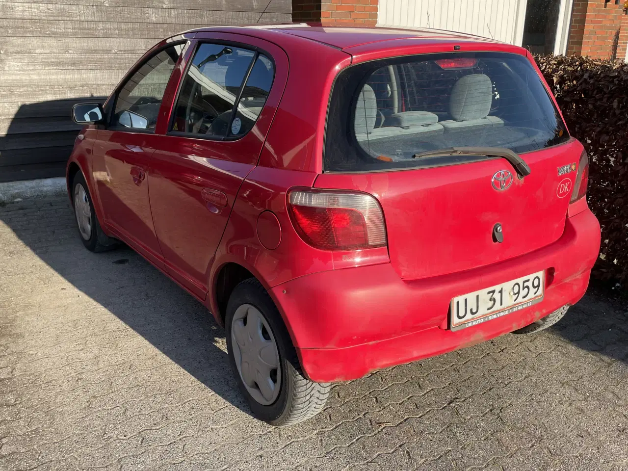 Billede 5 - Velholdt Toyota Yaris med automatgear sælges