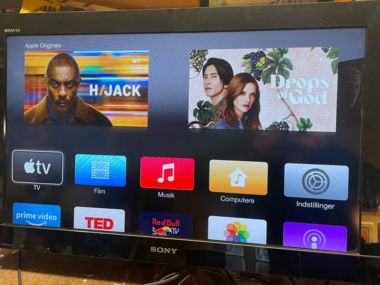 Billede 1 - Fint 32 tommer Sony TV med fjernbetjening