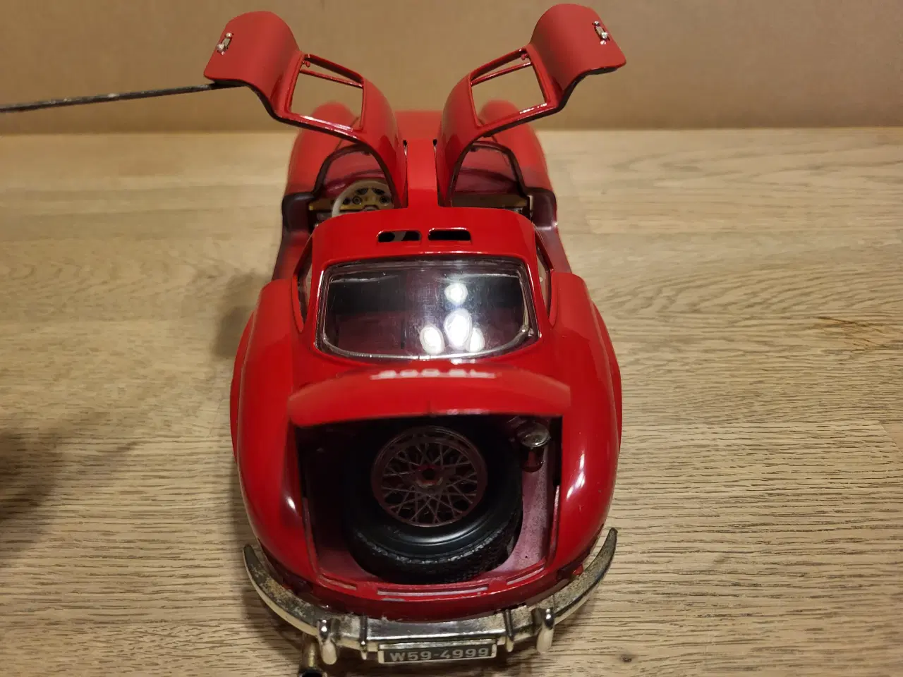 Billede 5 - Modelbil. Mercedes Benz 300 SL (1954) Skala 1/18.