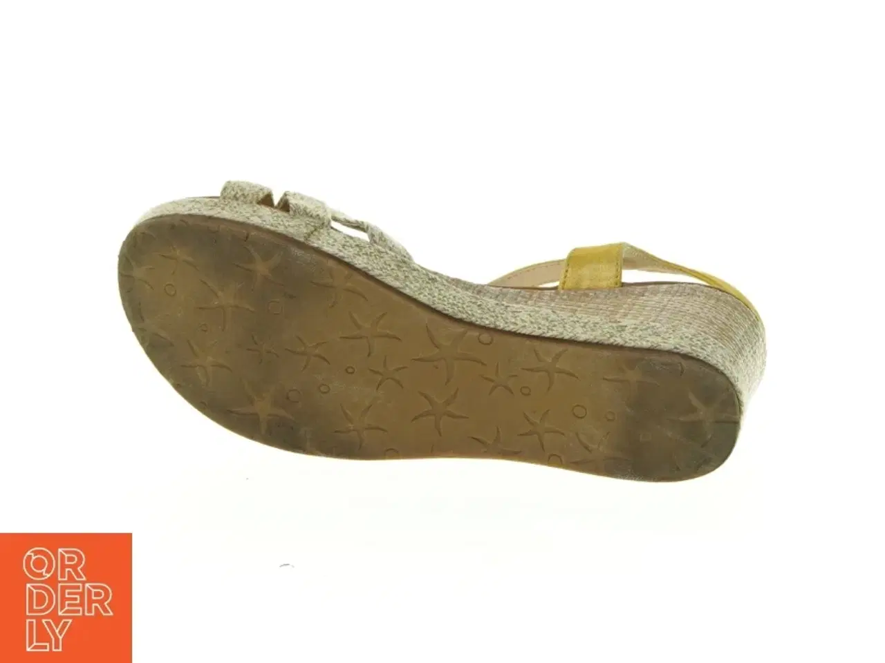 Billede 3 - Gule kilehæl sandaler (str. 34)