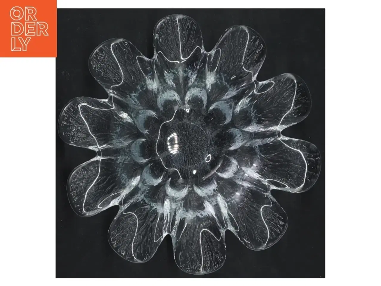 Billede 2 - Glas skål med bølget kant (str. Ø 17 cm)